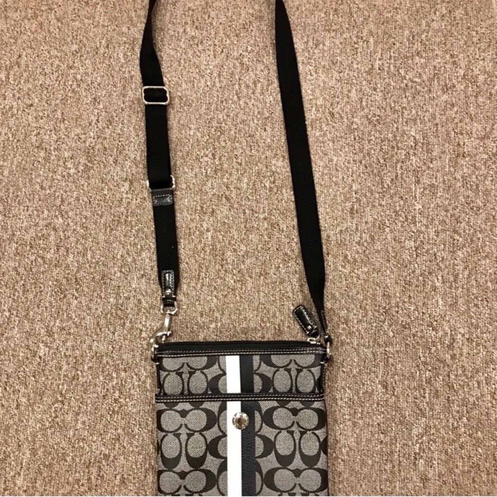 Coach Black and White Crossbody Bag - Picture 5 of 9